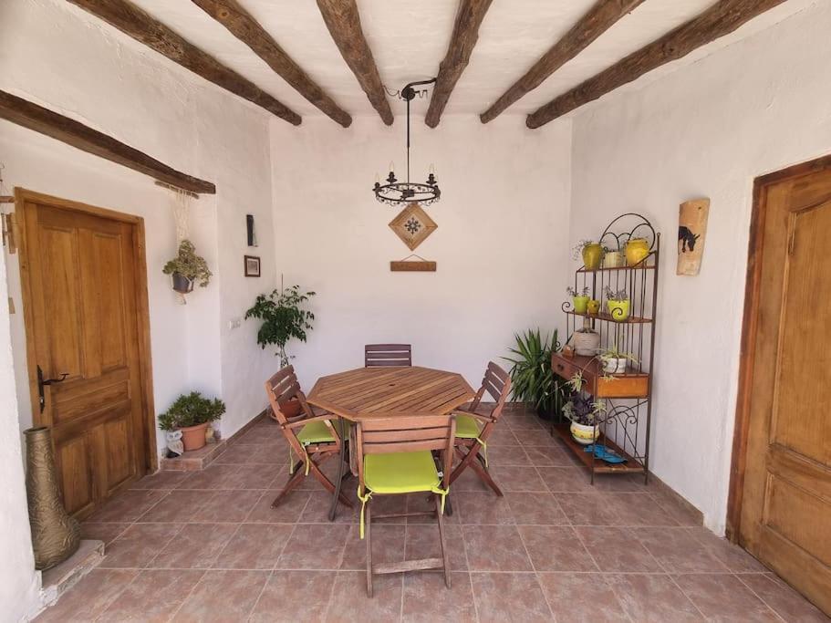 Casa Arriba Village House In Zarra Zewnętrze zdjęcie